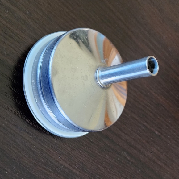 Bialetti Mukka Express Tweety Bird  Stovetop Cappuccino Maker - LE - Picture 10 of 14